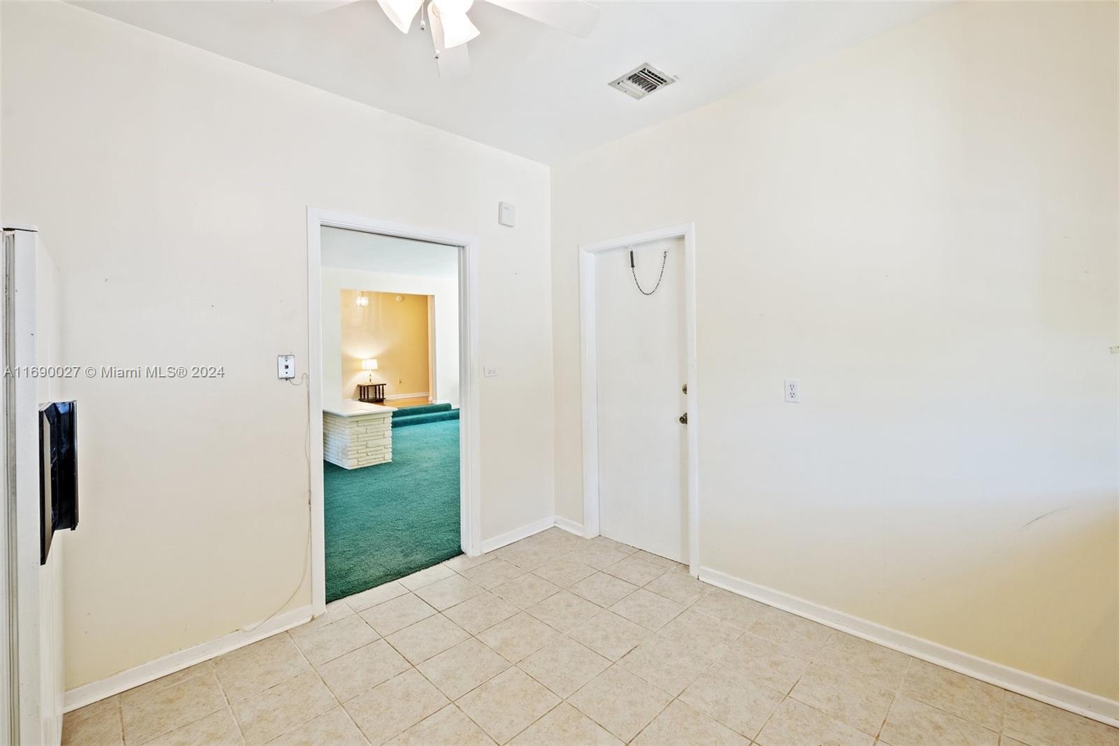 1103 Robin Ave, Miami Springs, Florida image 16