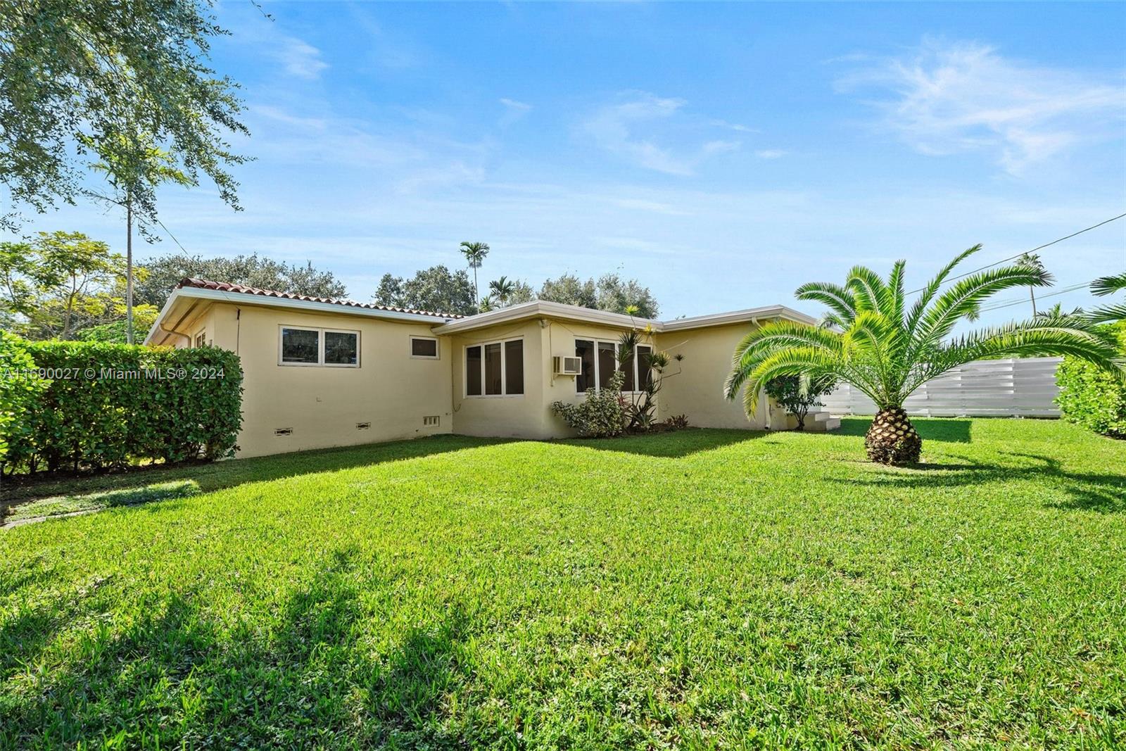 1103 Robin Ave, Miami Springs, Florida image 30