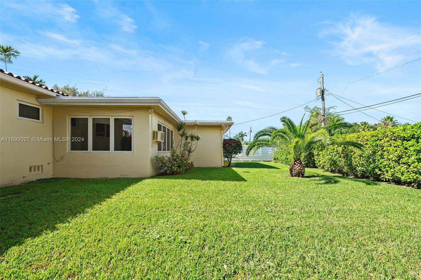 1103 Robin Ave, Miami Springs, Florida image 31