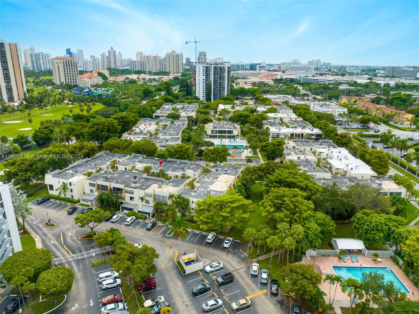 20350 W Country Club Dr #120-4, Aventura, Florida image 27