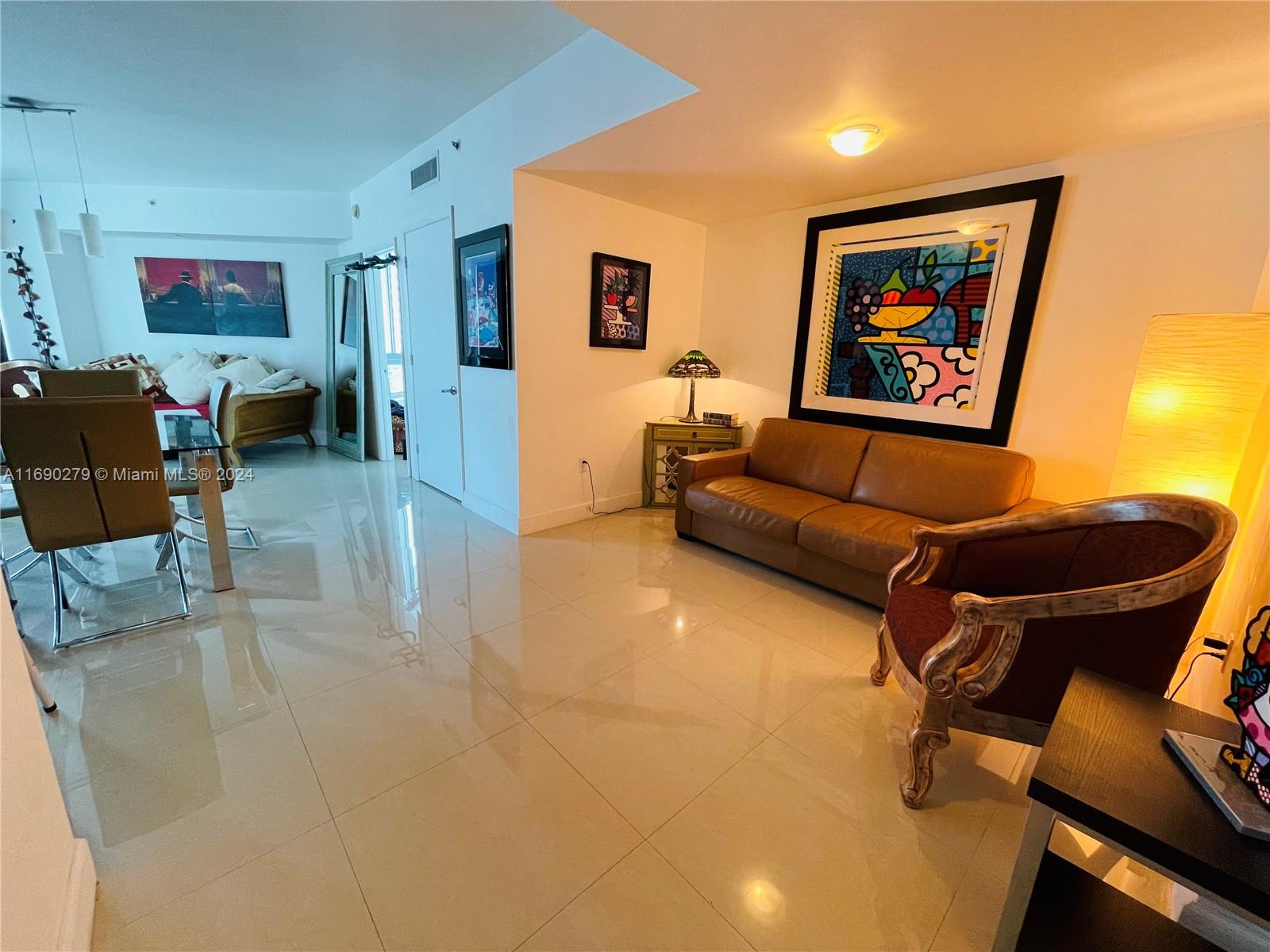 350 S Miami Ave #3908, Miami FL 33130