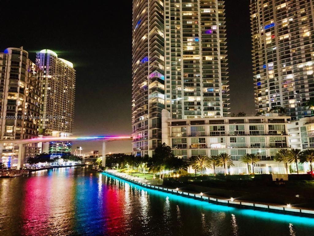 350 S Miami Ave #3908, Miami FL 33130