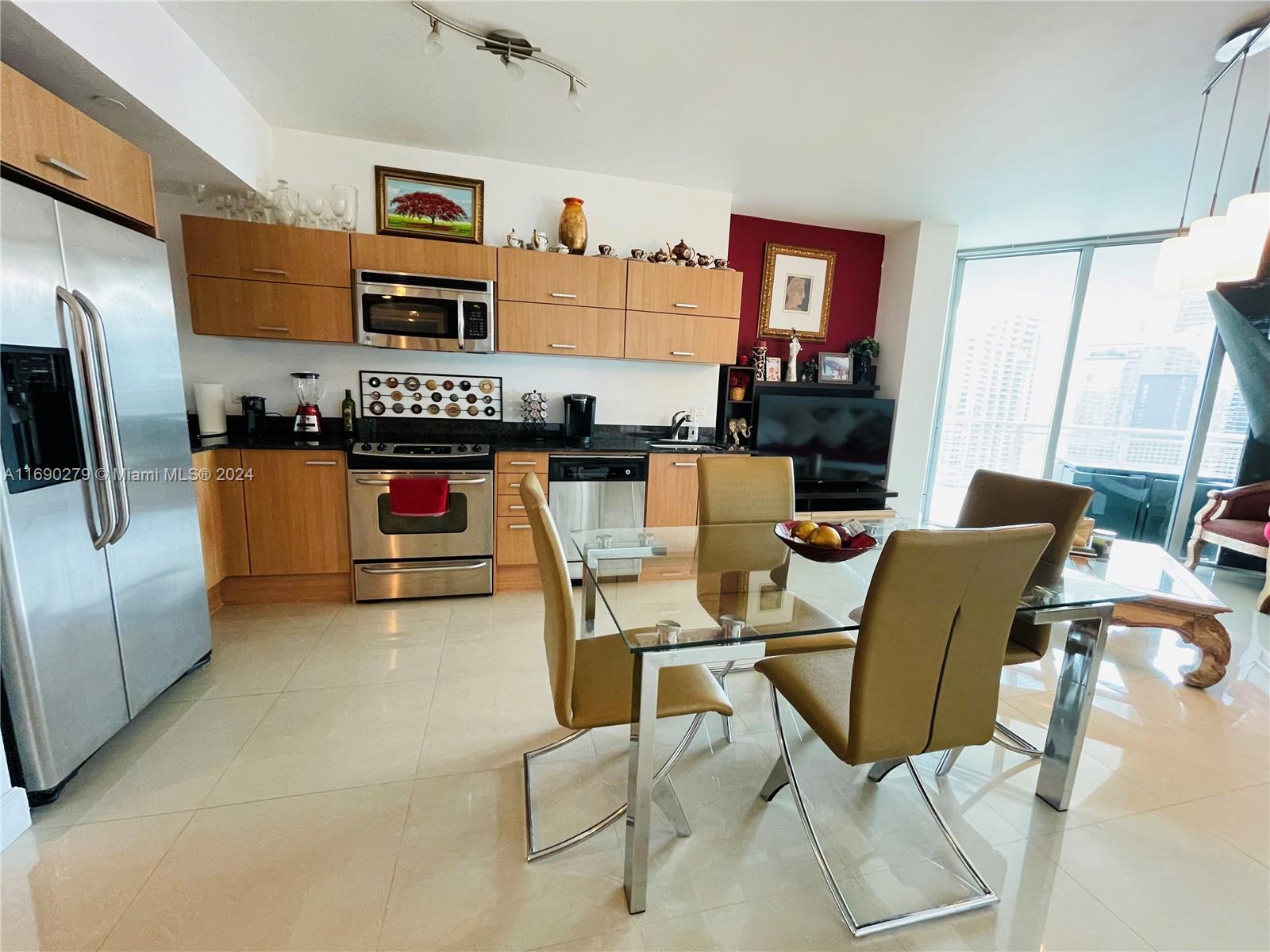 350 S Miami Ave #3908, Miami FL 33130