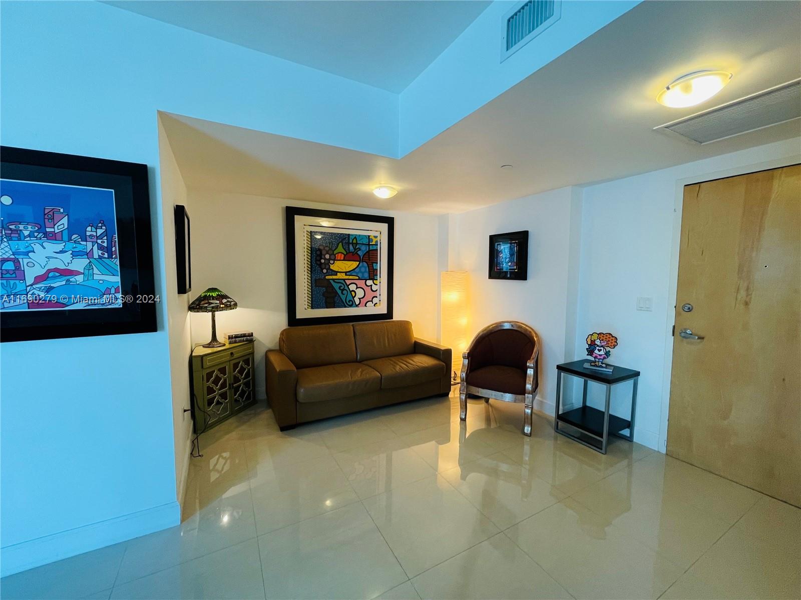 350 S Miami Ave #3908, Miami FL 33130