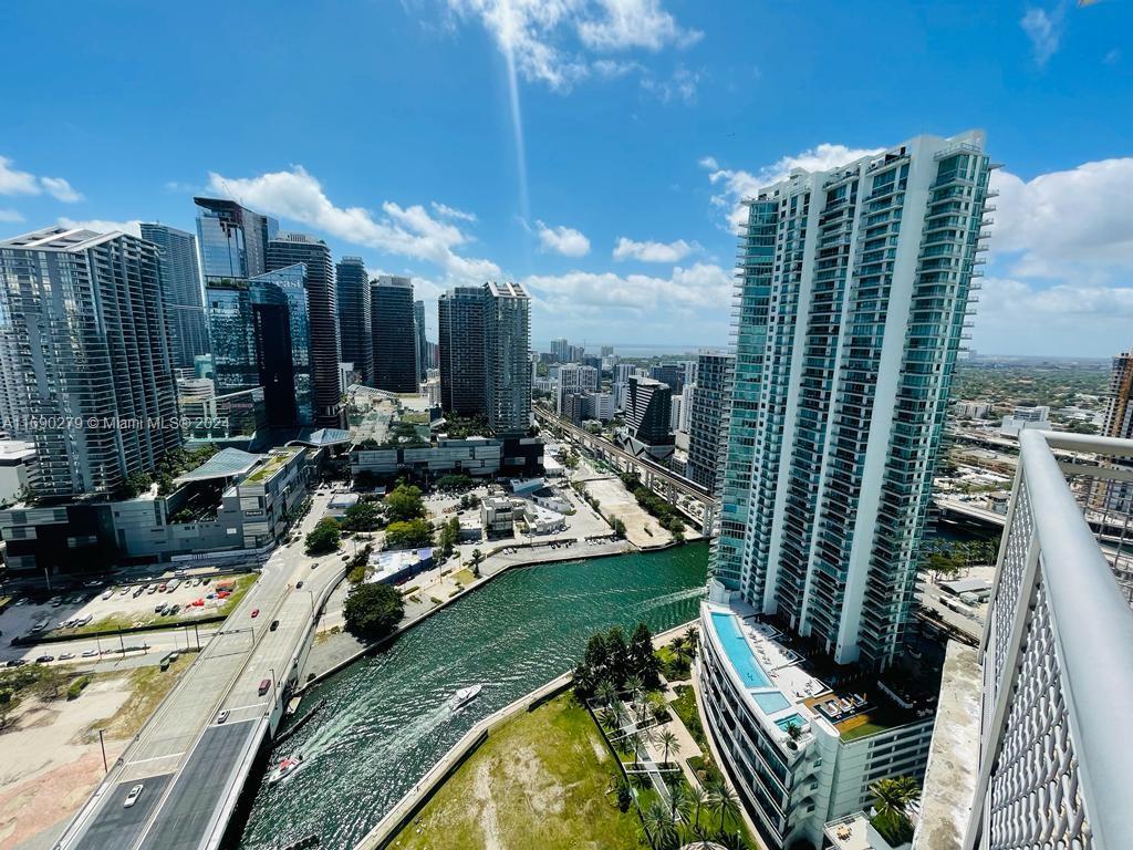 350 S Miami Ave #3908, Miami FL 33130