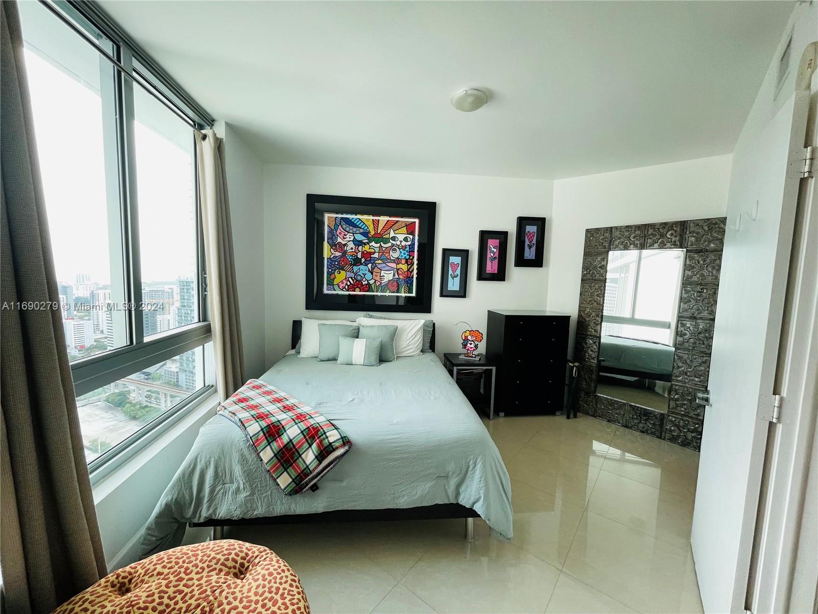 350 S Miami Ave #3908, Miami FL 33130