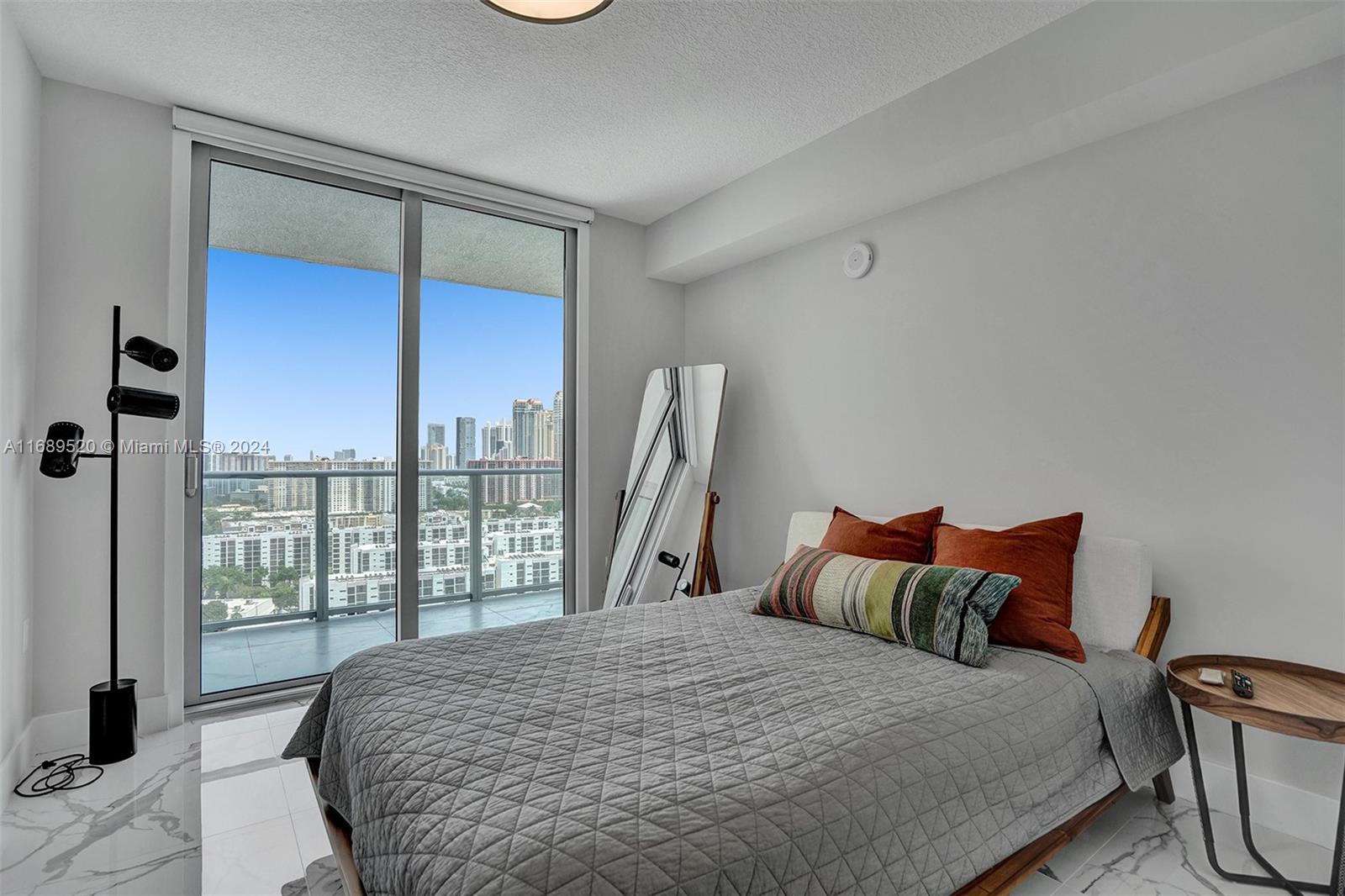 330 Sunny Isles Blvd #5-2207, Sunny Isles Beach, Florida image 27