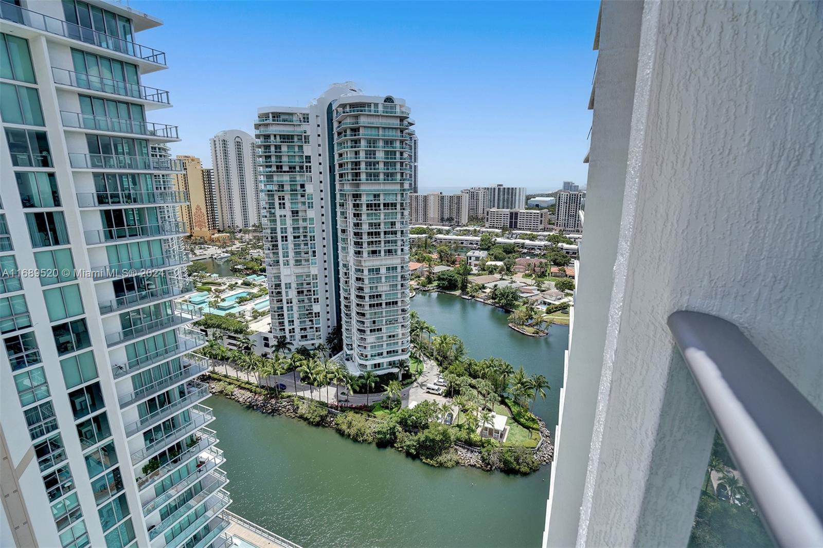 330 Sunny Isles Blvd #5-2207, Sunny Isles Beach, Florida image 38