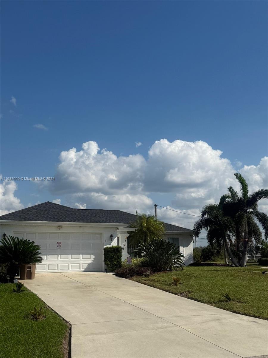 2101 NE 22 Ave, Cape Coral, Florida image 2