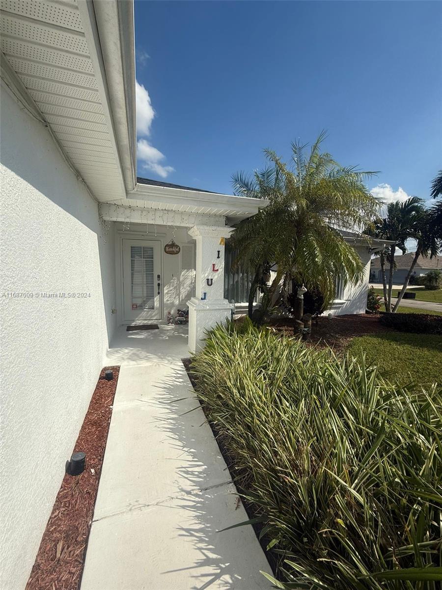 2101 NE 22 Ave, Cape Coral, Florida image 9