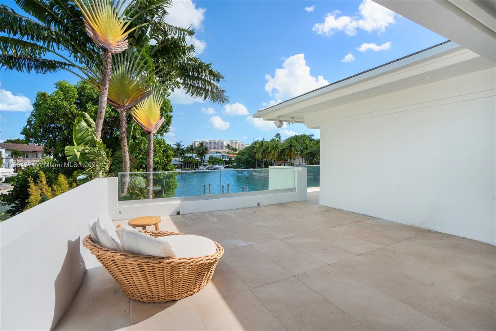 945 Mariner Drive, Key Biscayne, Florida image 39