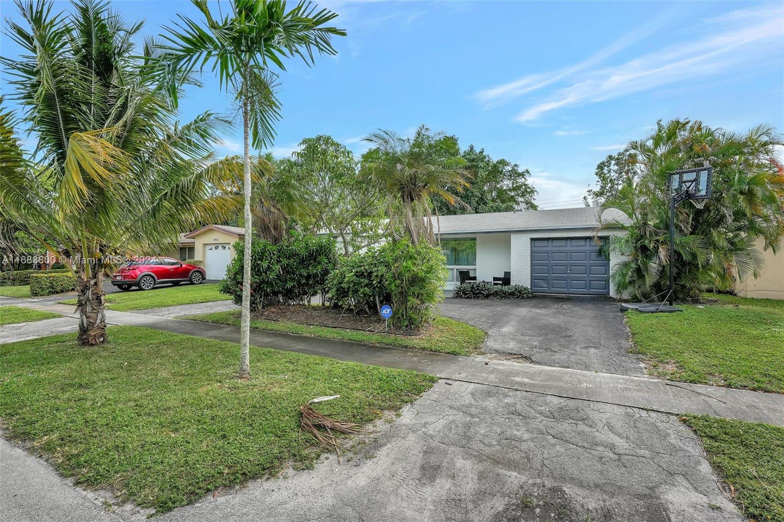 5940 NW 16th St, Sunrise, Florida image 30