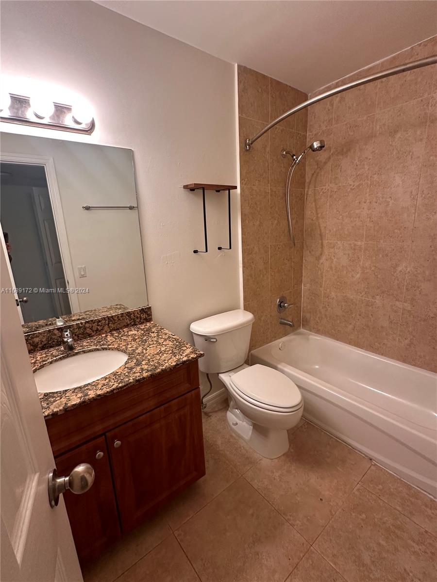 14500 SW 88th Ave #227, Palmetto Bay, Florida image 17