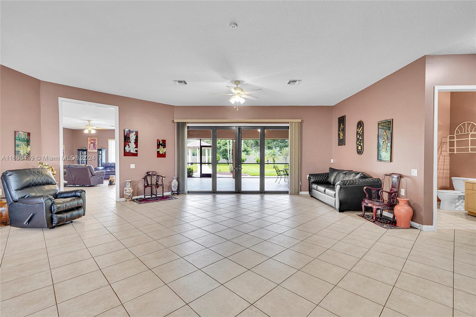 5490 Castlegate Ave, Davie, Florida image 7