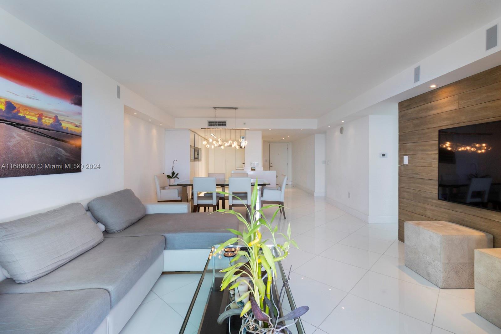 2101 Brickell Ave #2706, Miami FL 33129