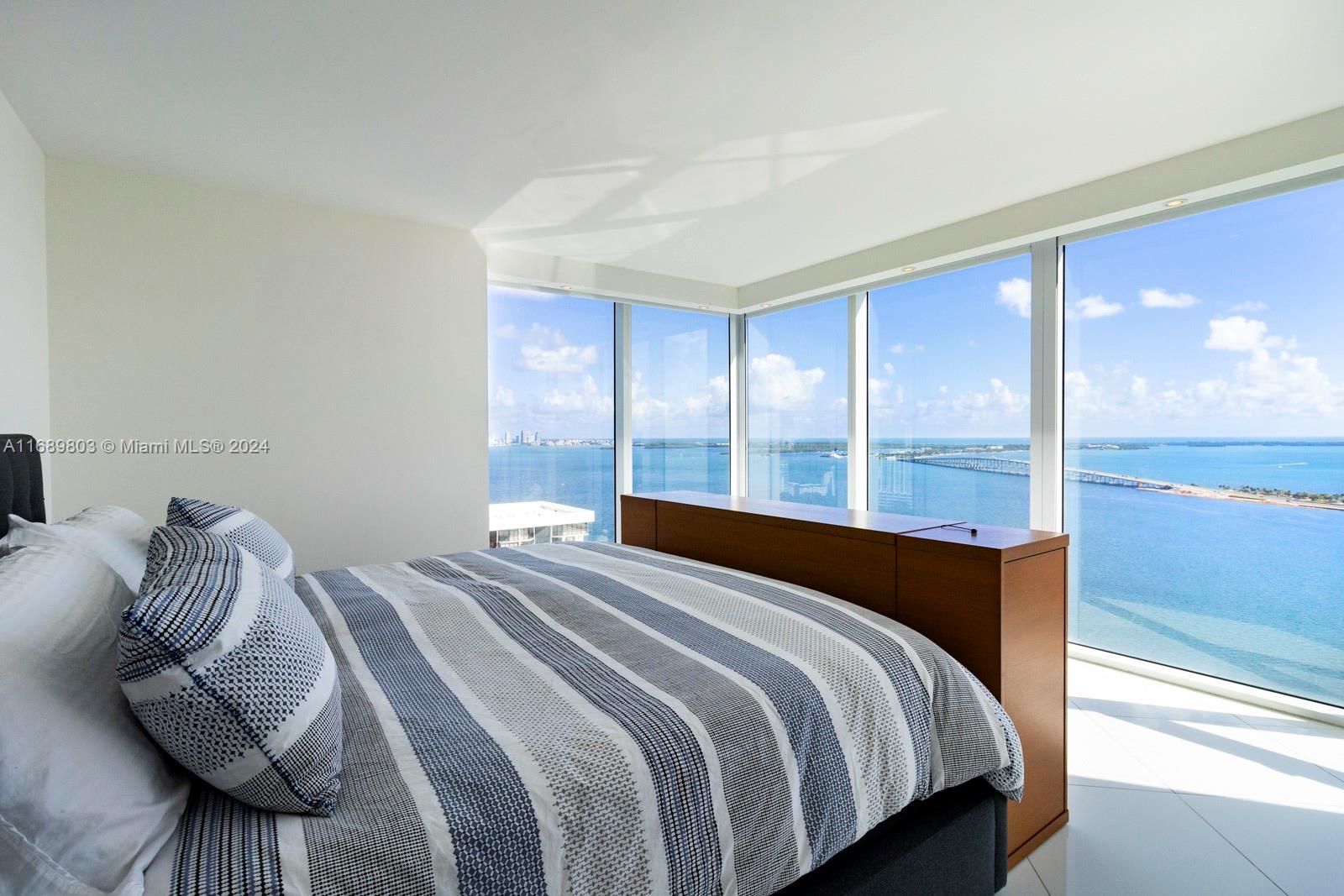 2101 Brickell Ave #2706, Miami FL 33129
