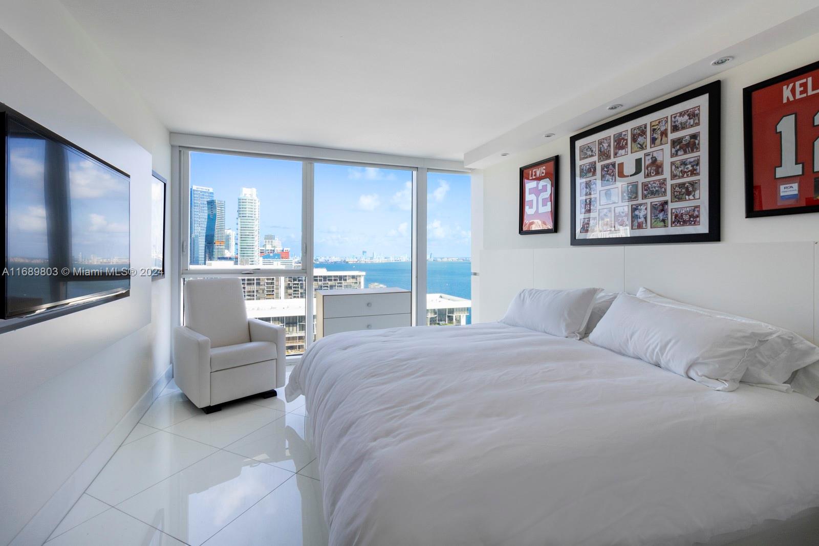 2101 Brickell Ave #2706, Miami FL 33129