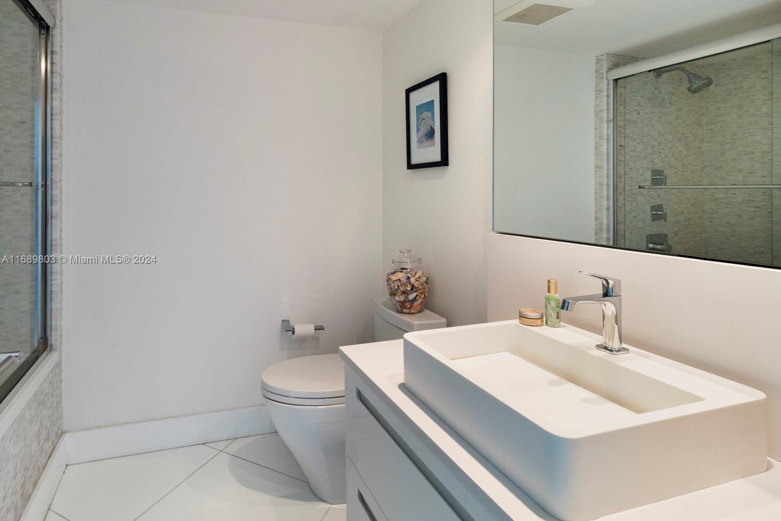 2101 Brickell Ave #2706, Miami FL 33129