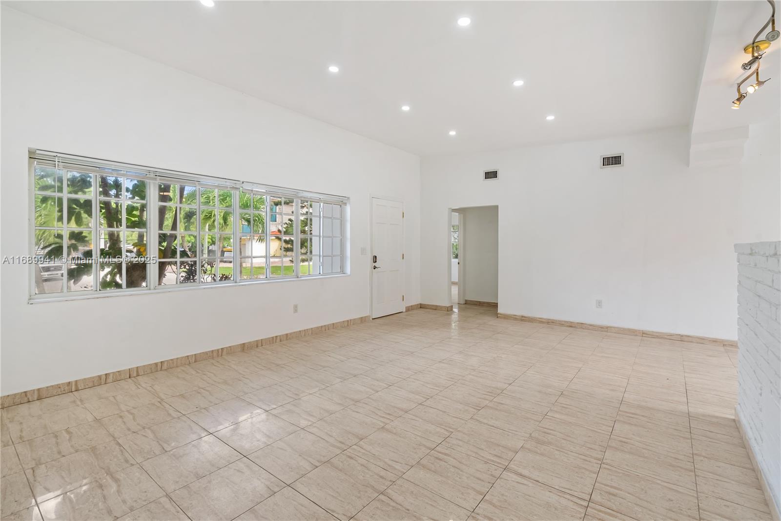 500 90th Street, Surfside, Florida image 10