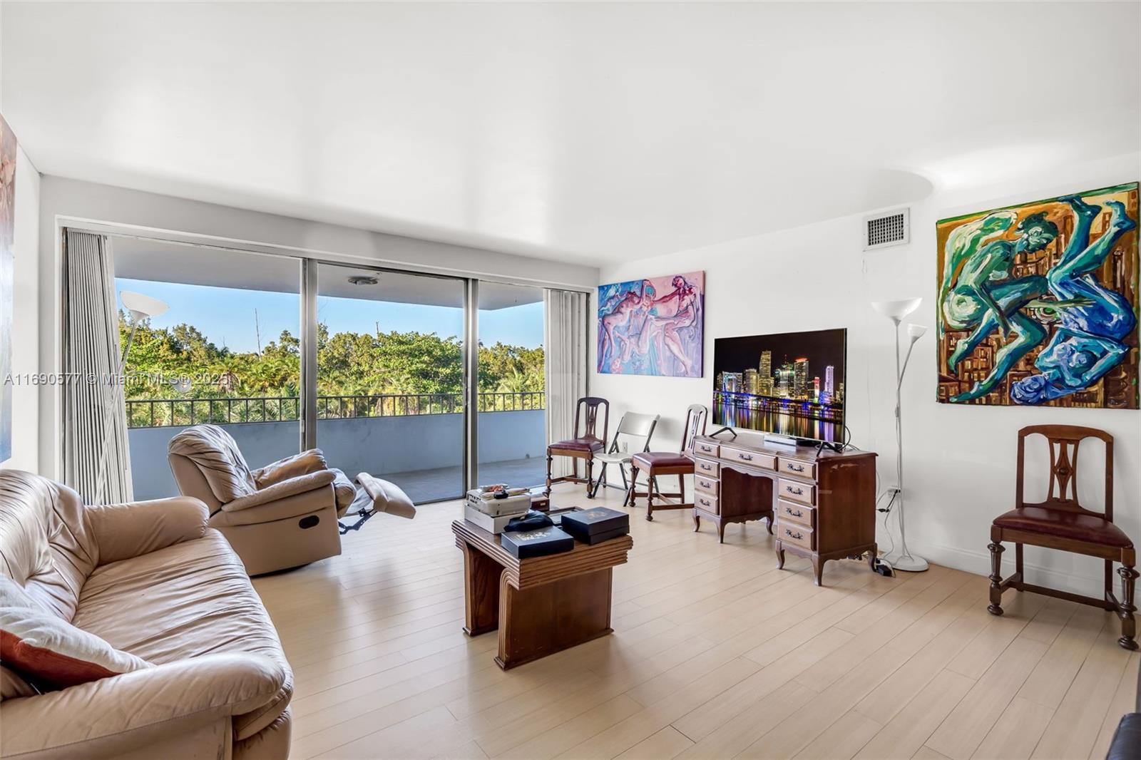 Commodore Club West Key Biscayne, FL 33149