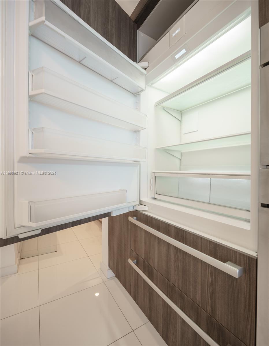 851 NE 1st Ave #4406, Miami FL 33132