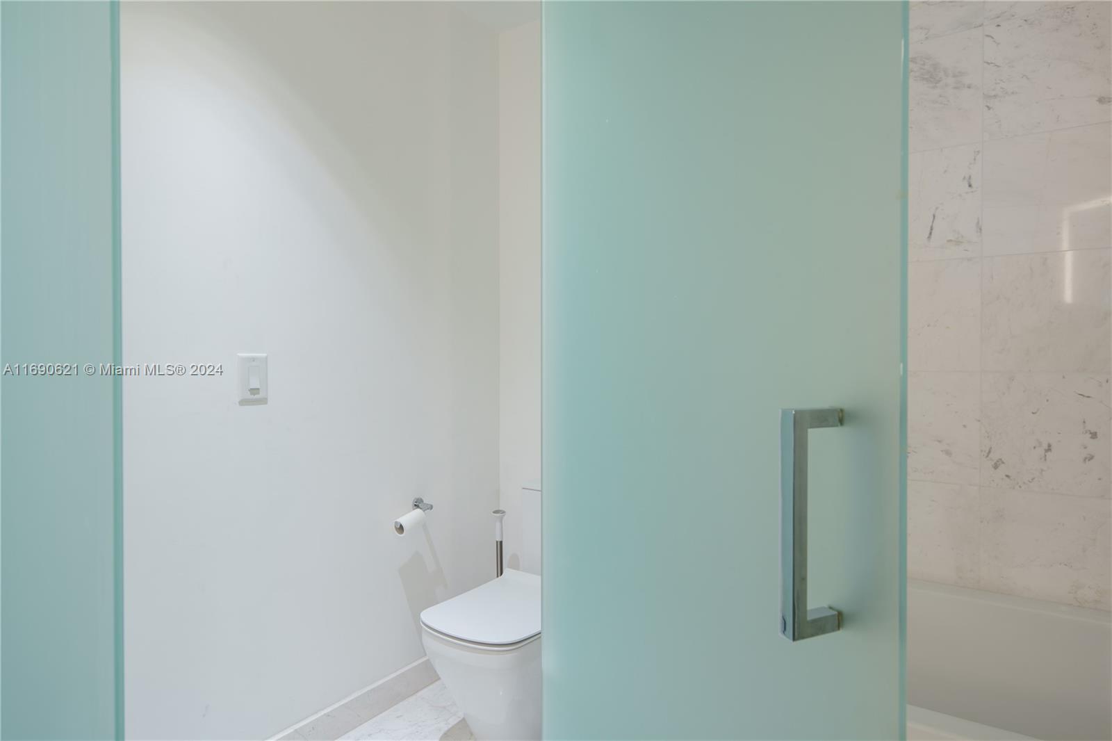 851 NE 1st Ave #4406, Miami FL 33132