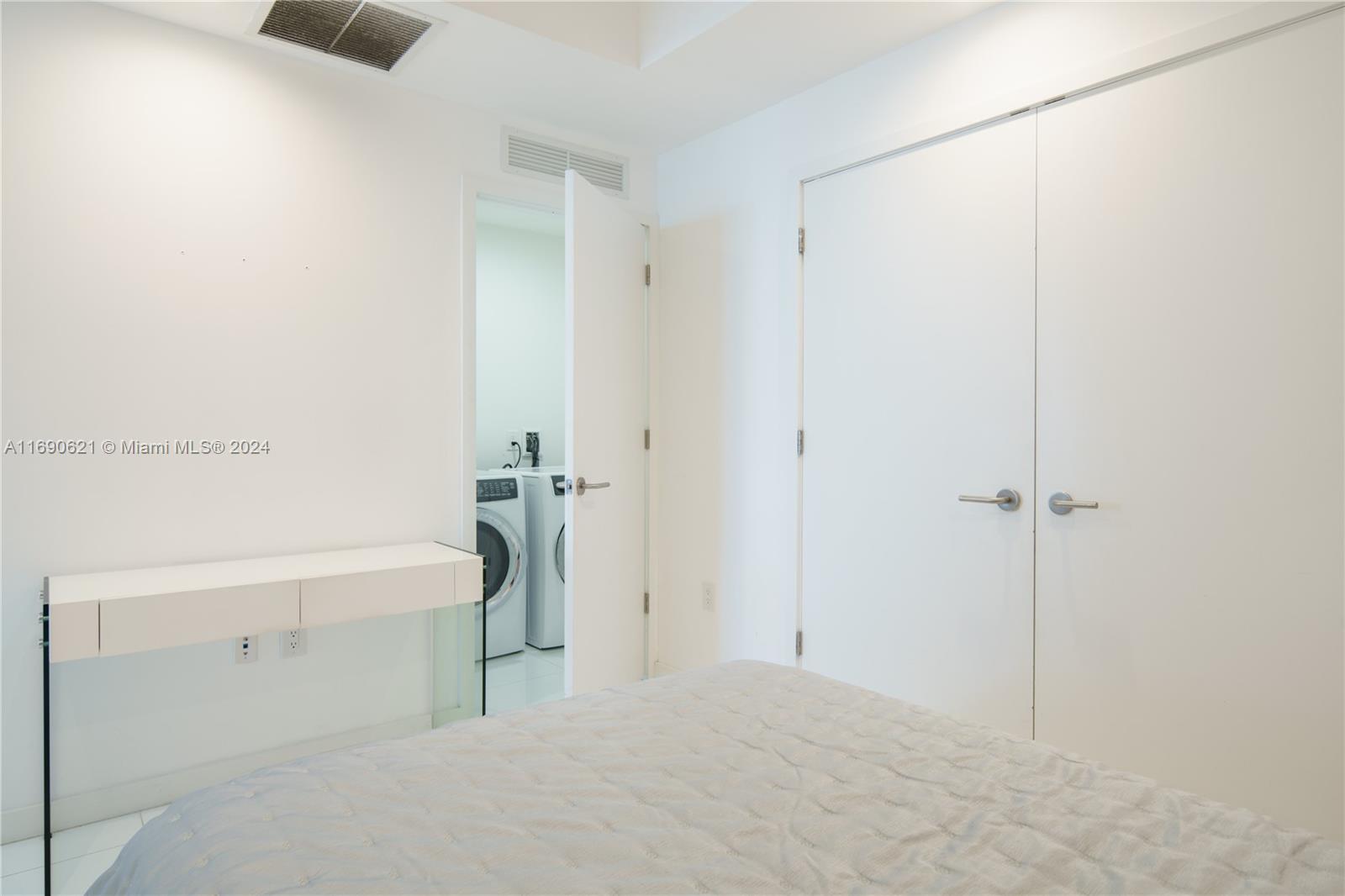 851 NE 1st Ave #4406, Miami FL 33132