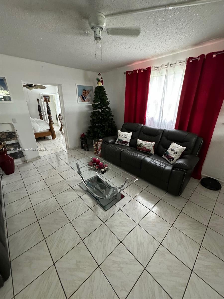 5471 W 12th Ave, Hialeah, Florida image 6