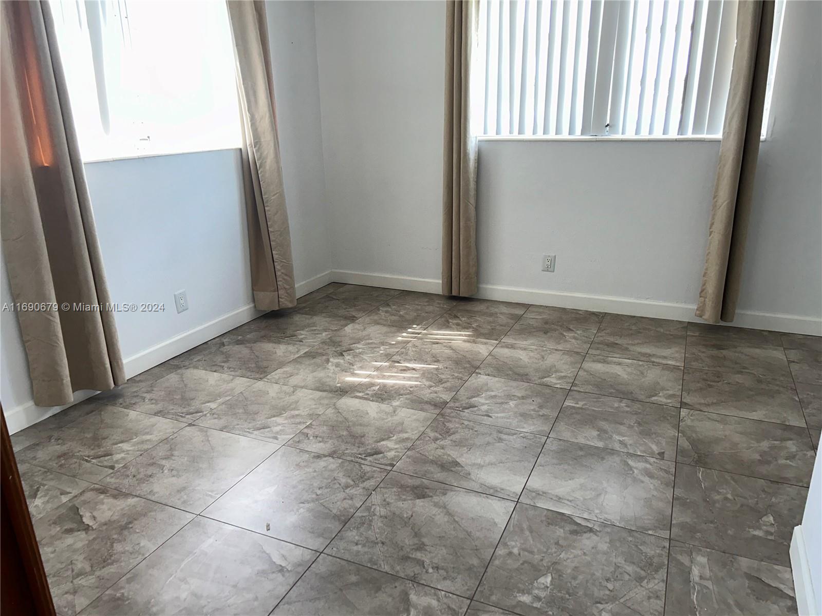 22 SE 3rd Ter #31, Dania Beach, Florida image 5