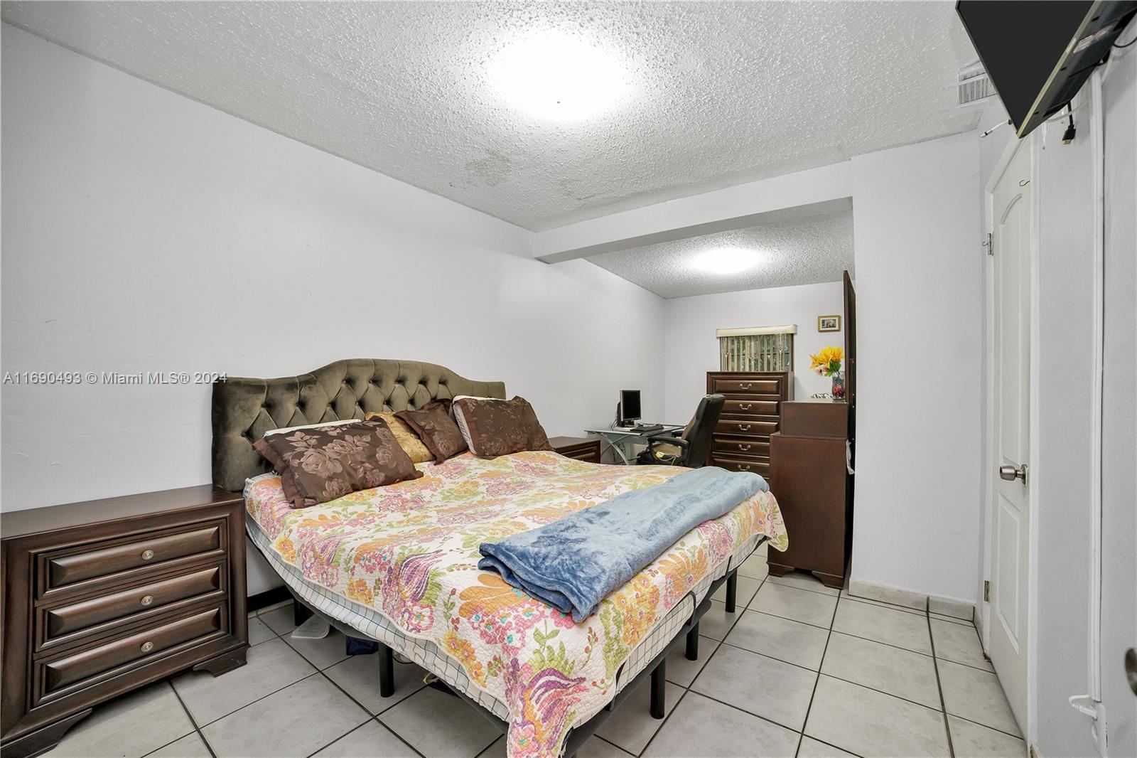 220 E 61st St, Hialeah, Florida image 26