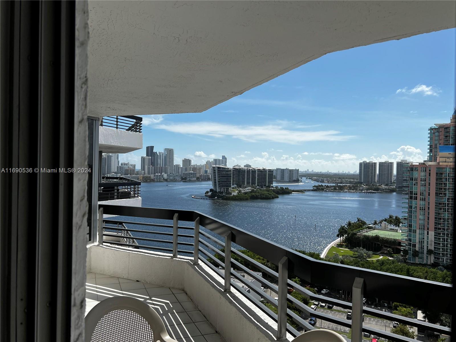 3400 NE 192nd St #2102, Aventura, Florida image 1