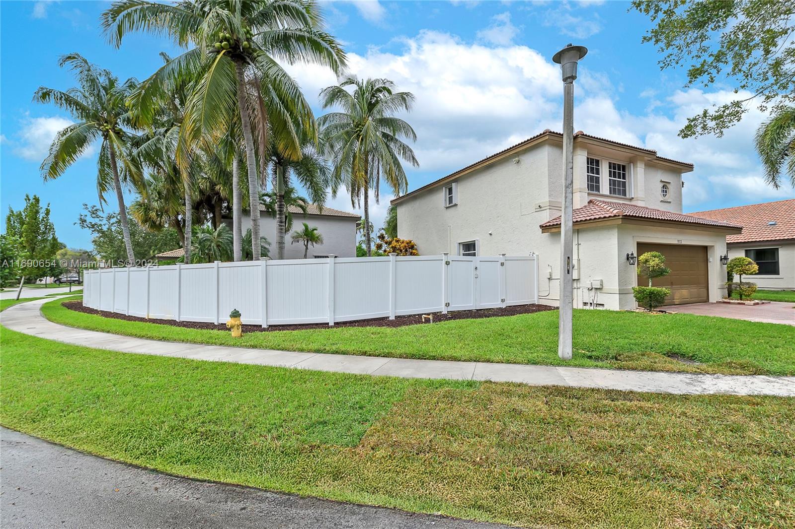 3372 SW 179th Ave, Miramar, Florida image 33