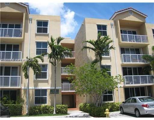 609 E Sheridan St #404, Dania Beach, Florida image 1