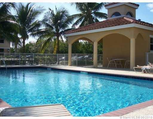 609 E Sheridan St #404, Dania Beach, Florida image 2