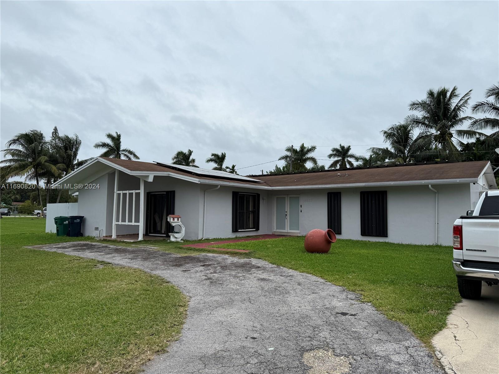 18933 SW 96th Ave, Cutler Bay, Florida image 1