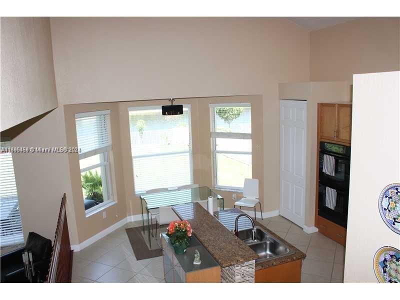 5458 SW 195th Ter, Miramar, Florida image 10