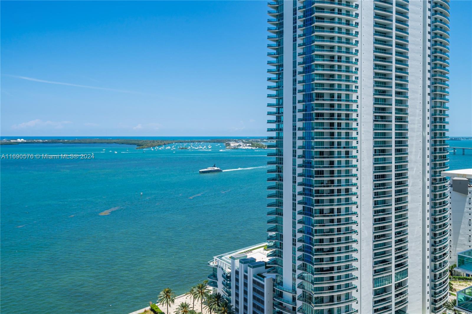 1200 Brickell Bay Dr #2807, Miami, Florida image 27