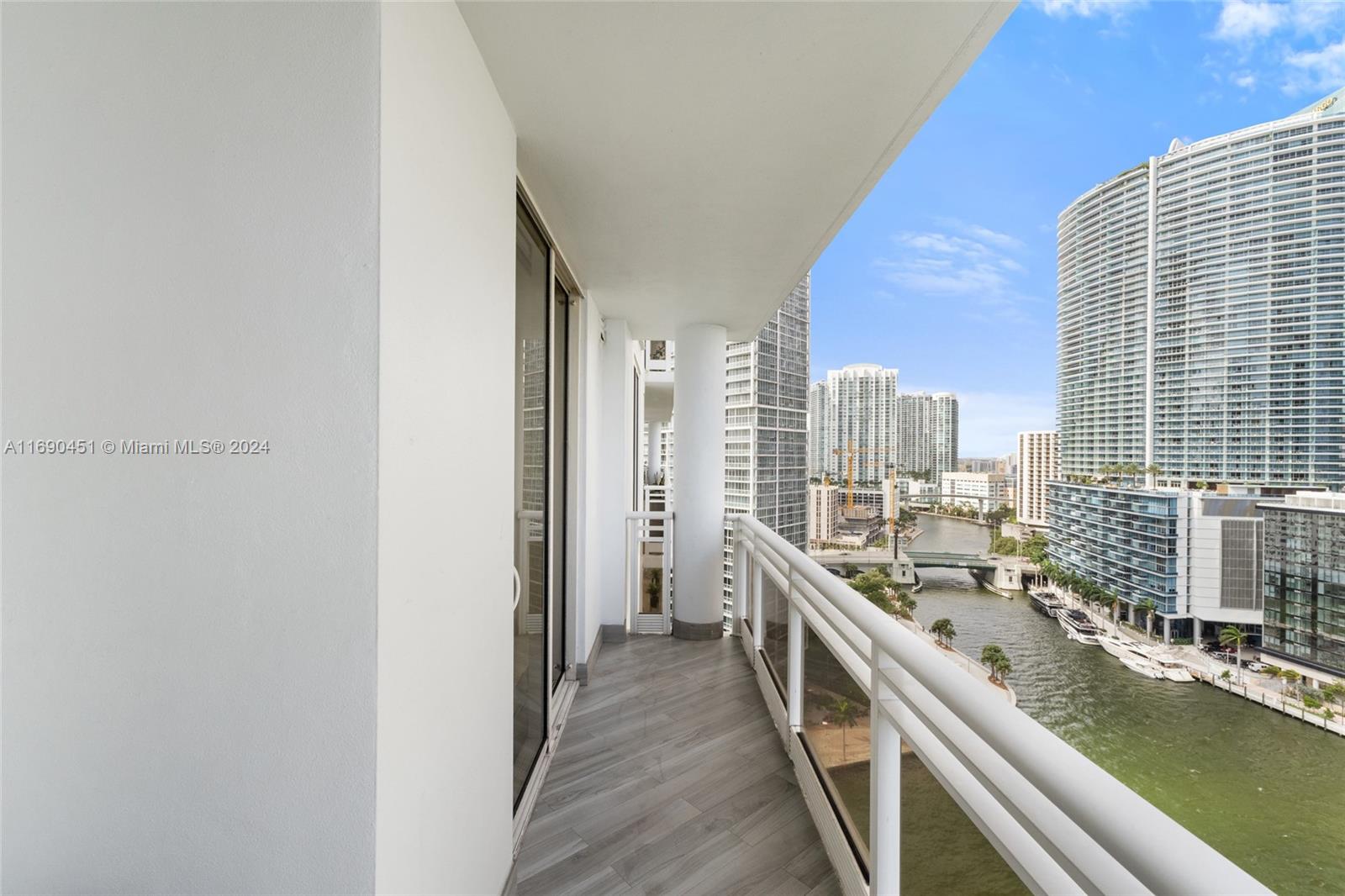 901 Brickell Key Blvd #2106, Miami FL 33131