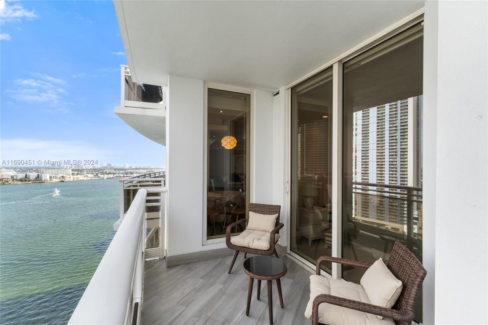 901 Brickell Key Blvd #2106, Miami FL 33131