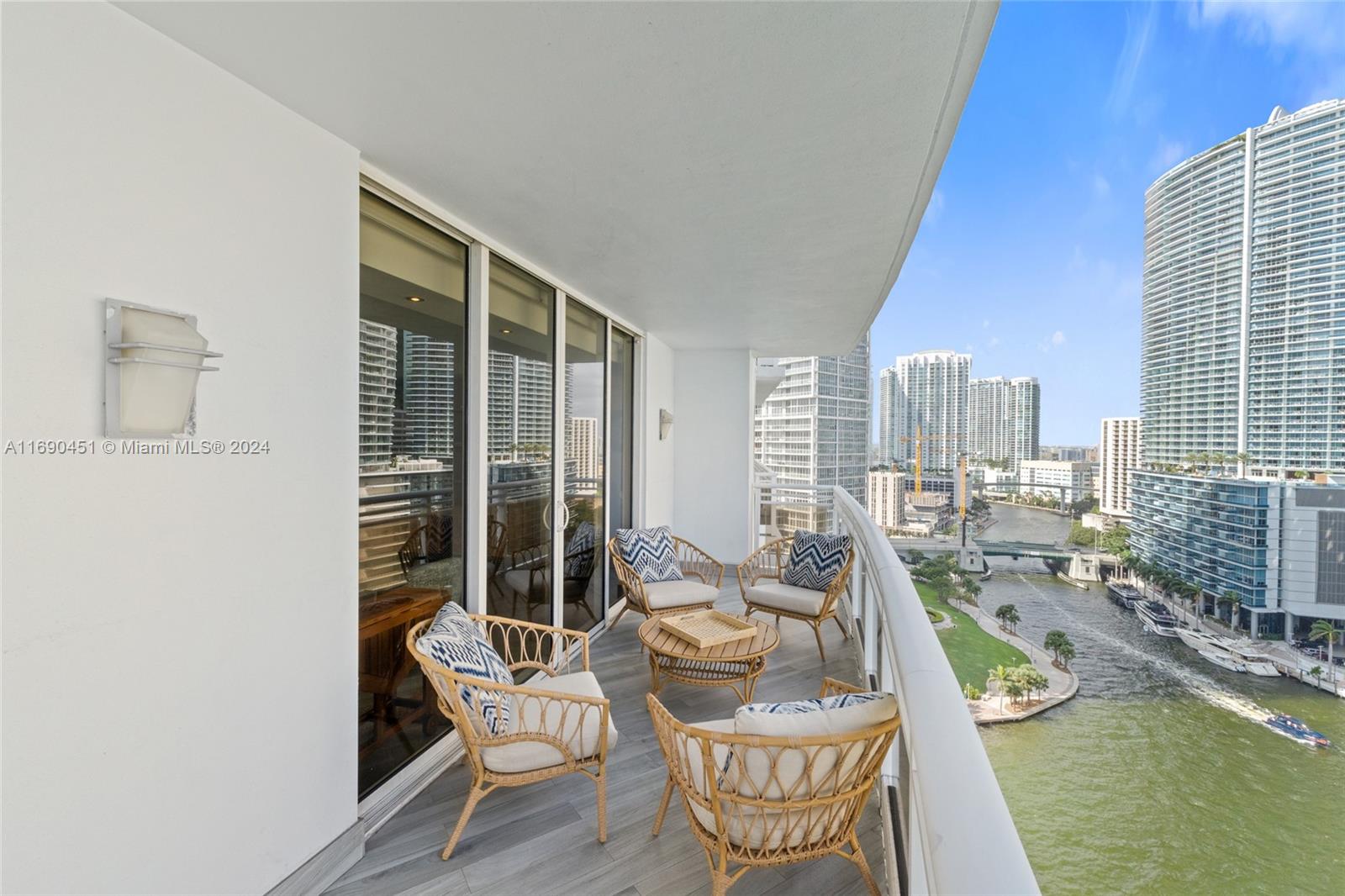 901 Brickell Key Blvd #2106, Miami FL 33131