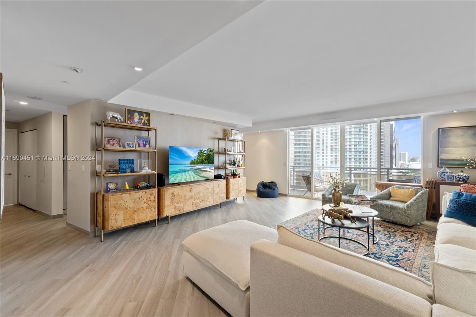 901 Brickell Key Blvd #2106, Miami FL 33131