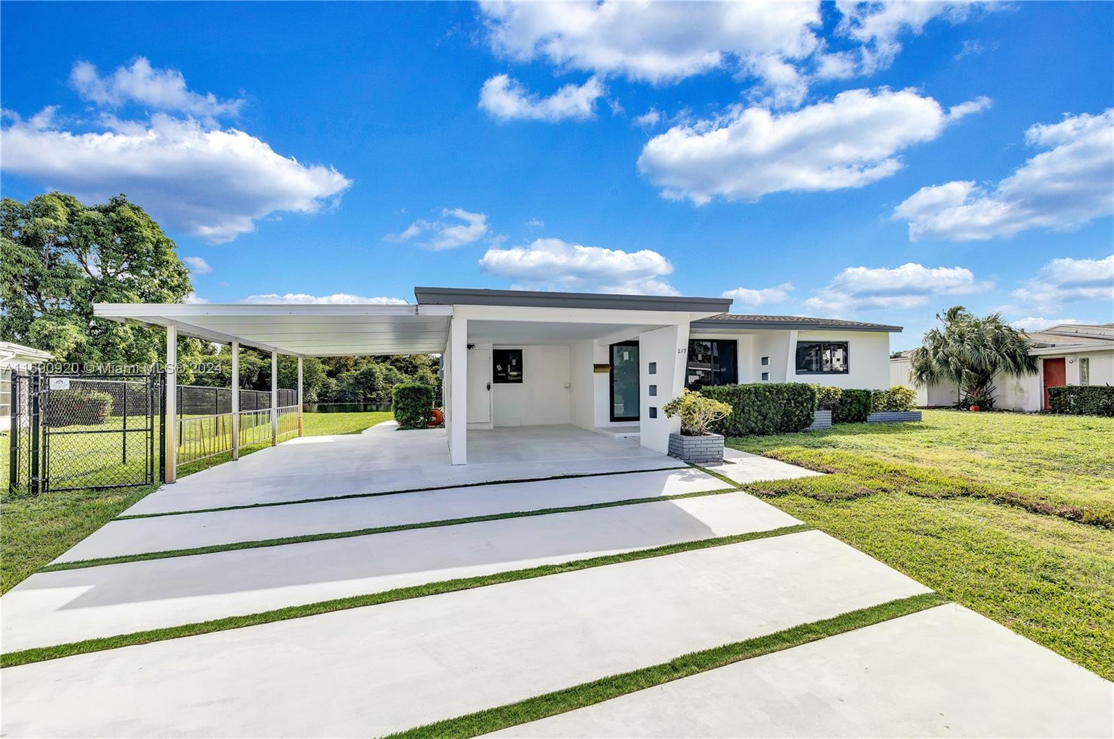 217 N 31st Ave, Hollywood, Florida image 3