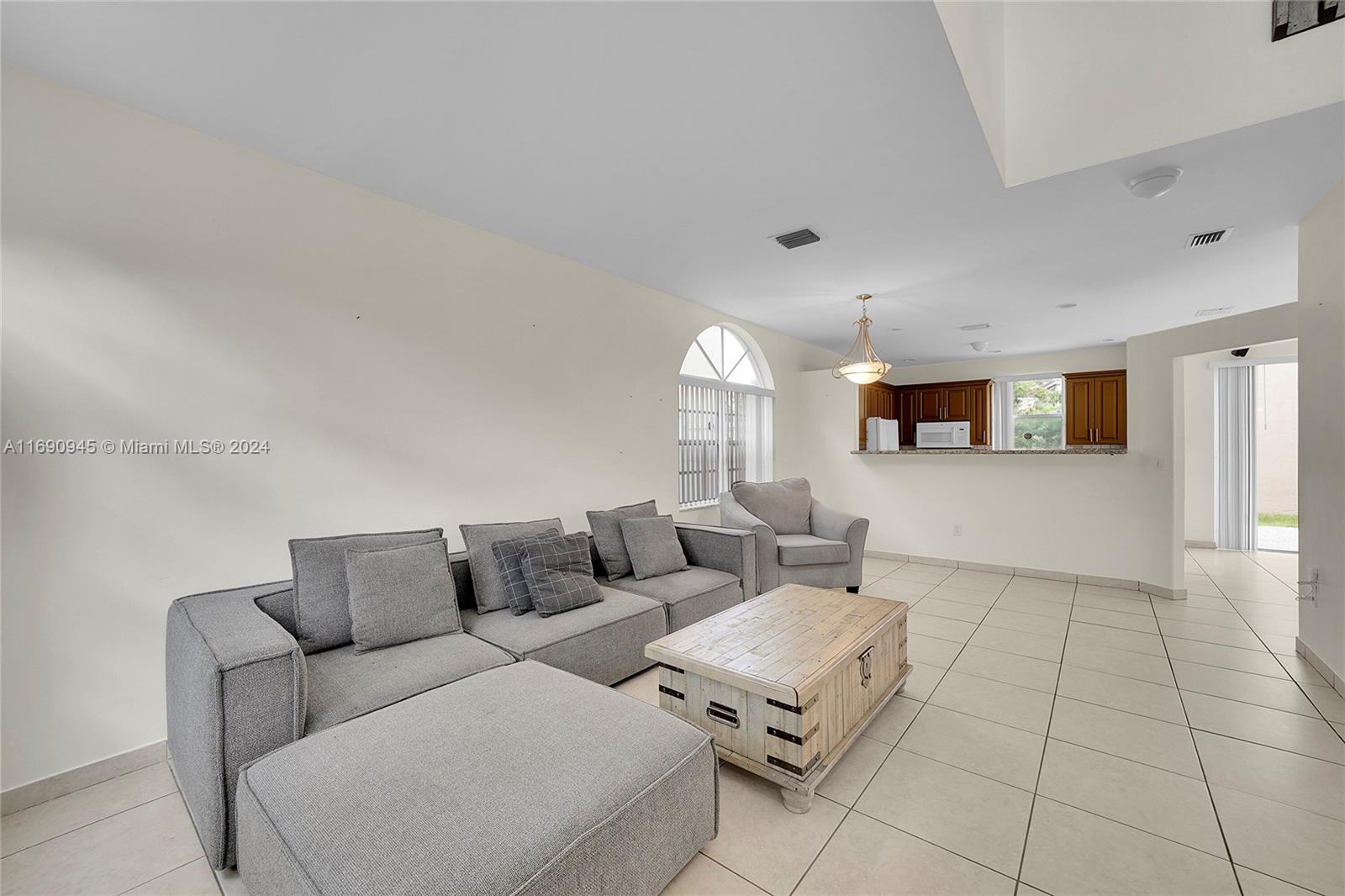 417 NW 87th Ln, Coral Springs, Florida image 9