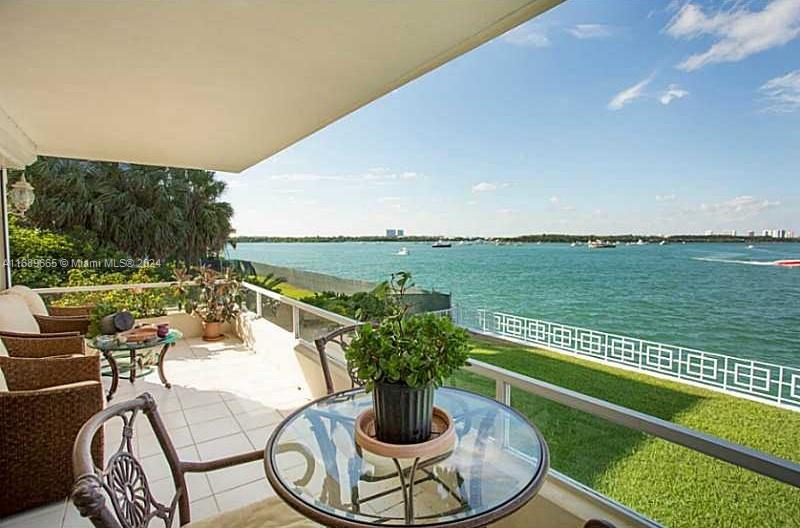 Unique opportunity to live behind the gates in Bal Harbour Village on the wide Intracoastal waterway in this
beautifully renovated corner 3 bed/3 bath residence flooded with natural light. Option for an additional 1/1
available, perfect for guest, housekeeper, nanny, etc. This boutique building feels like a private villa with
breathtaking views from your expansive terrace and all common living spaces. Property has a convenient live in
manager. Only steps to the Ritz Carlton Spa and beach with the option for a gym or spa membership for a beach
club to call your own. Also just a short walk to Bal Harbour Shops, restaurants, houses of worship, parks, schools
and much more