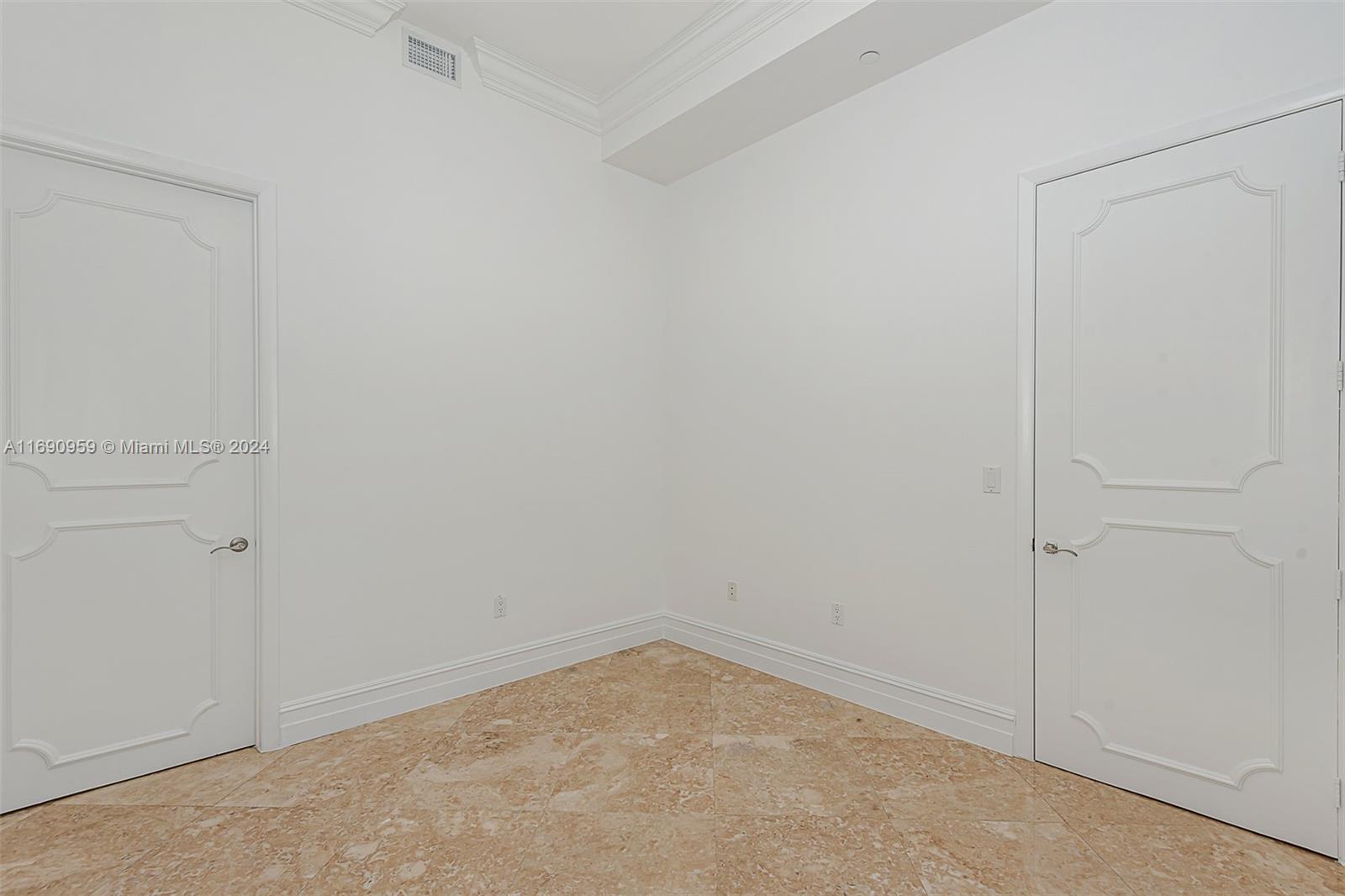 15901 Collins Ave #PH-02, Sunny Isles Beach FL 33160