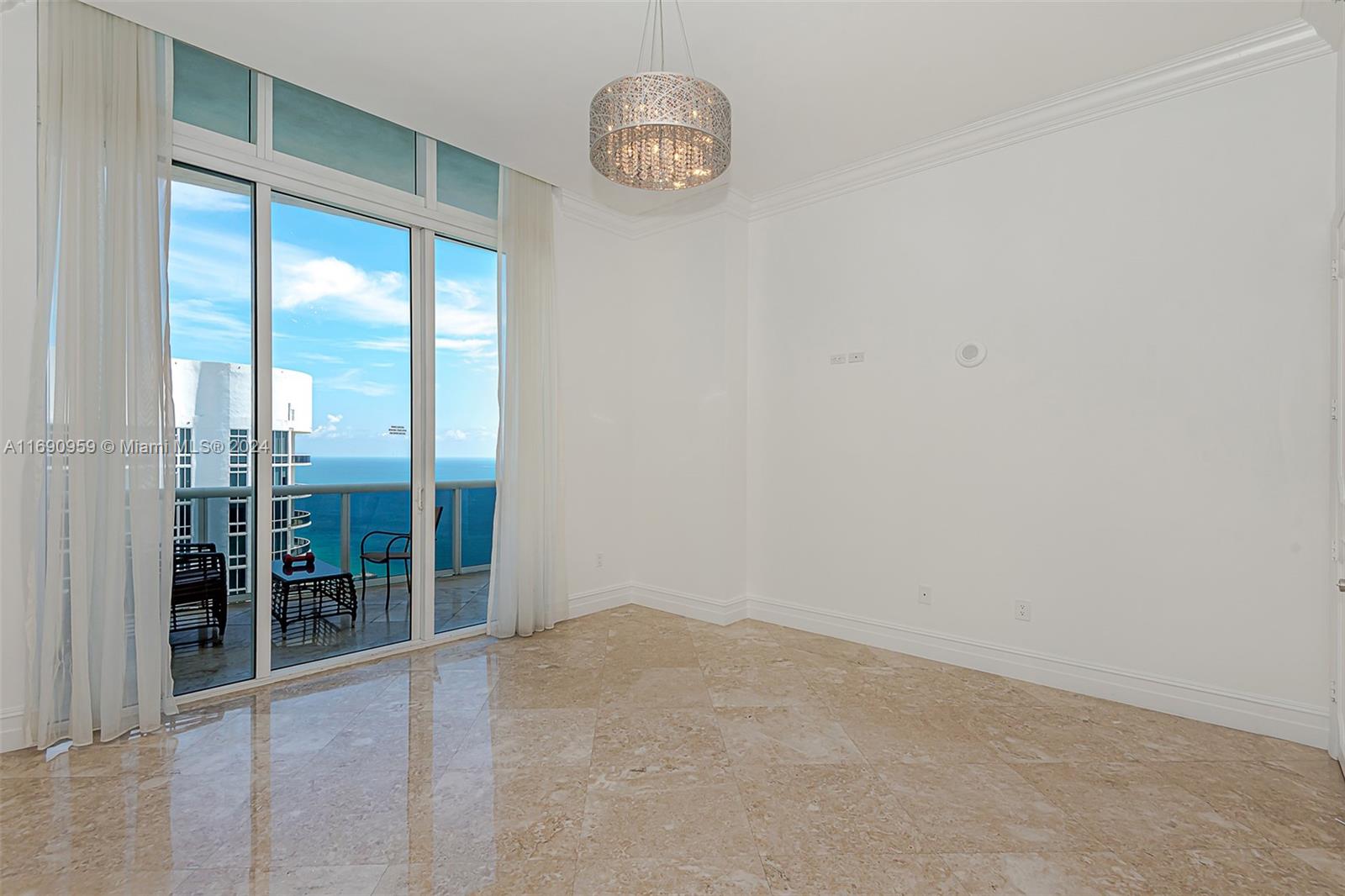 15901 Collins Ave #PH-02, Sunny Isles Beach FL 33160