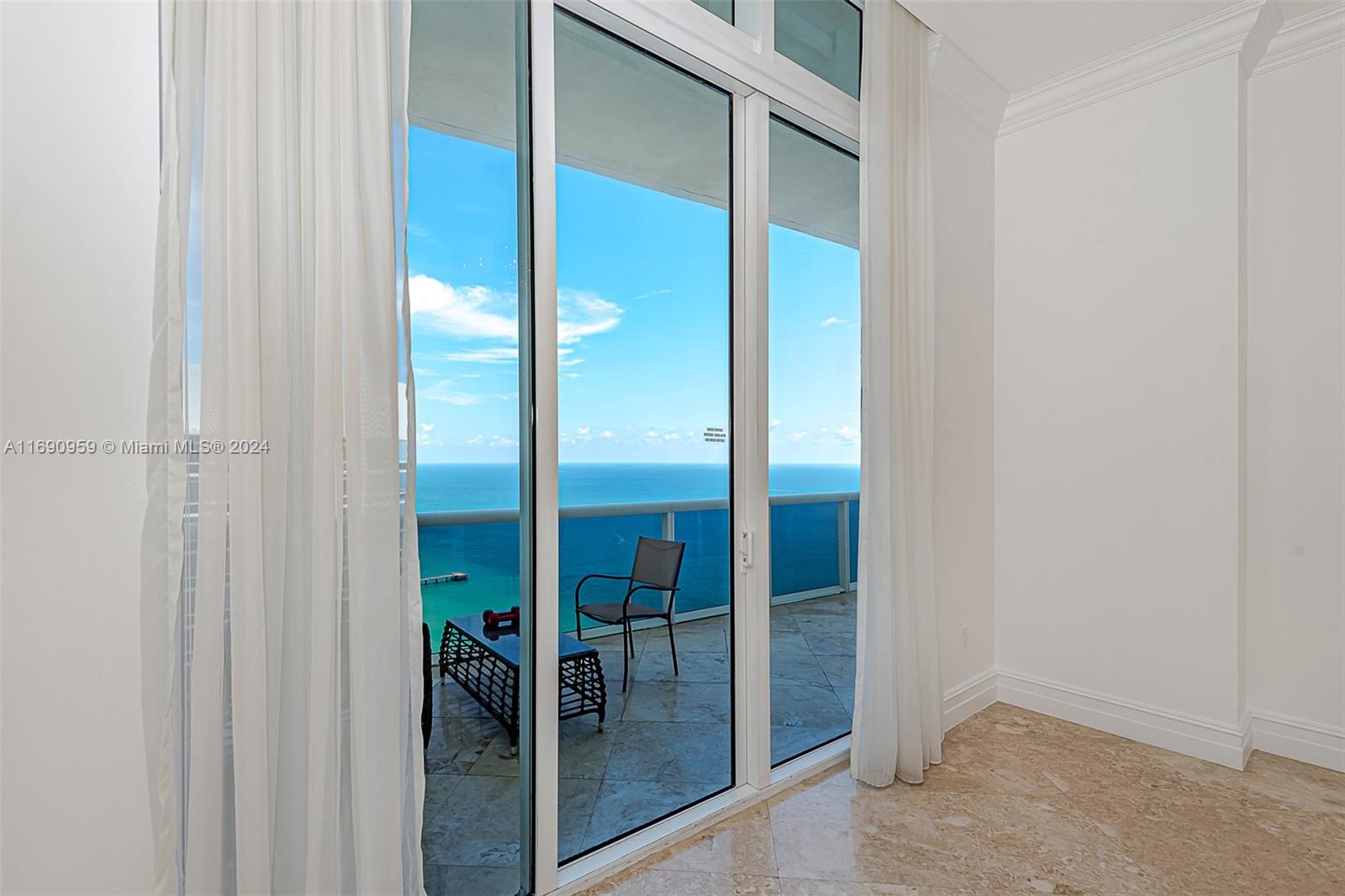 15901 Collins Ave #PH-02, Sunny Isles Beach FL 33160