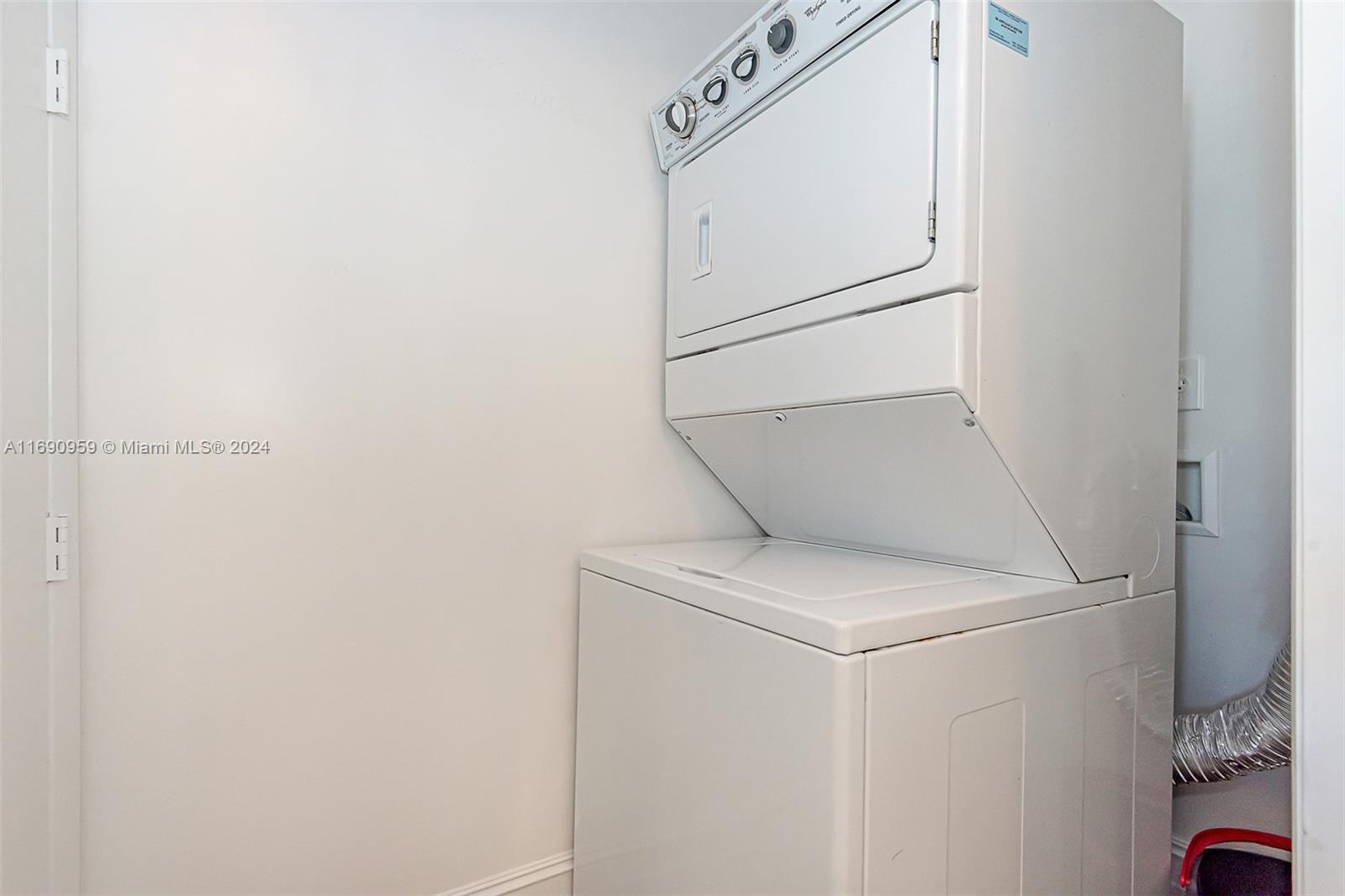 15901 Collins Ave #PH-02, Sunny Isles Beach FL 33160
