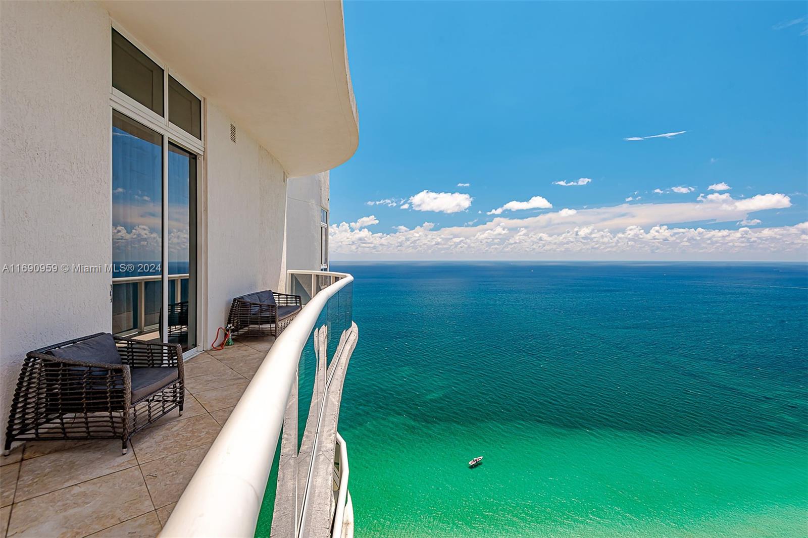 15901 Collins Ave #PH-02, Sunny Isles Beach FL 33160