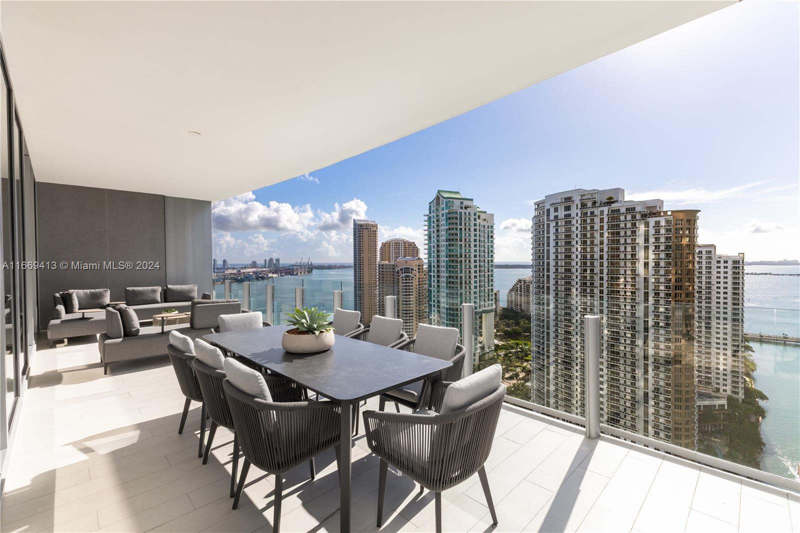 300 Biscayne Blvd Way #2802, Miami, Florida image 2